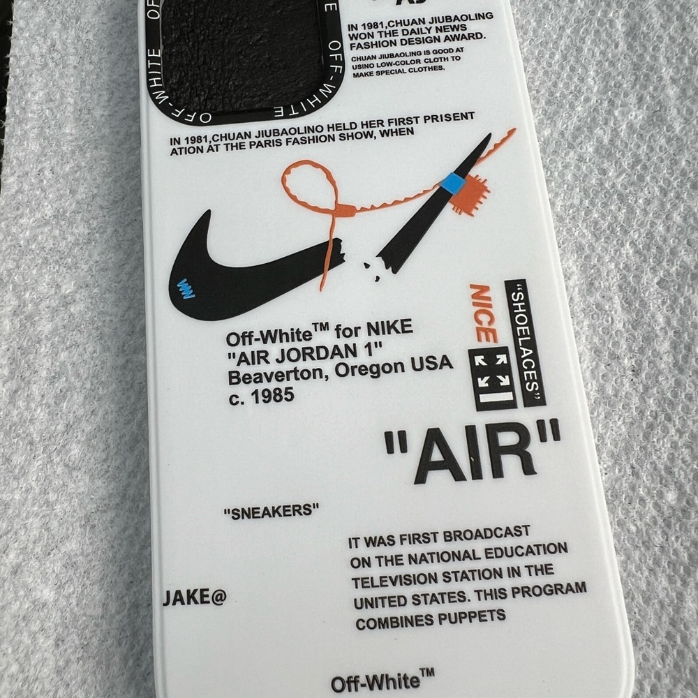 Iphone 12 pro max case (White) 💡 - Picture 3 of 4